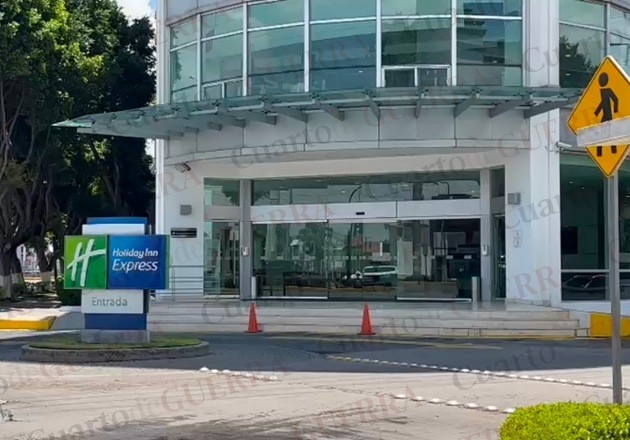 Tragedia familiar en el Hotel Holiday Inn de Puebla: hallan dos cuerpos descompuestos y un sobreviviente